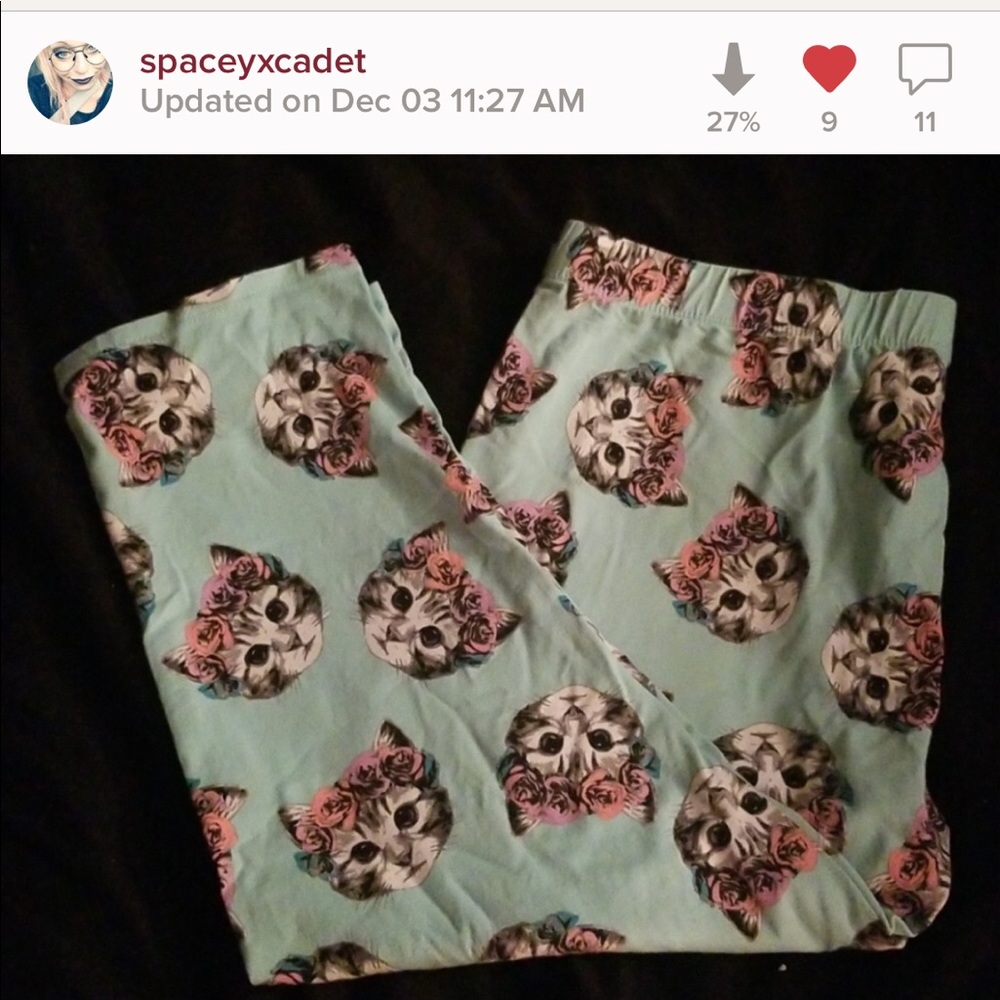Darling Cat with Flower Crown Tank LARGE - Picture 8 of 8